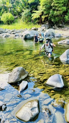Waioeka River crossing neaar Nikau Flat Hut, photo Catherine McDonald